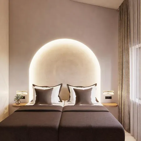 Hollywood Exclusive Villa, By Tk Management 拉加纳斯