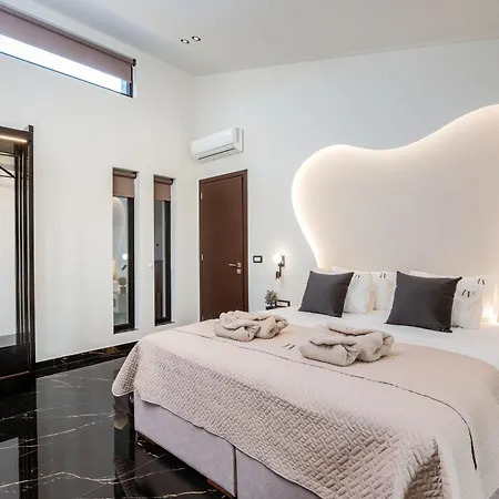 Villa Hollywood Exclusive Villa, By Tk Management Laganas