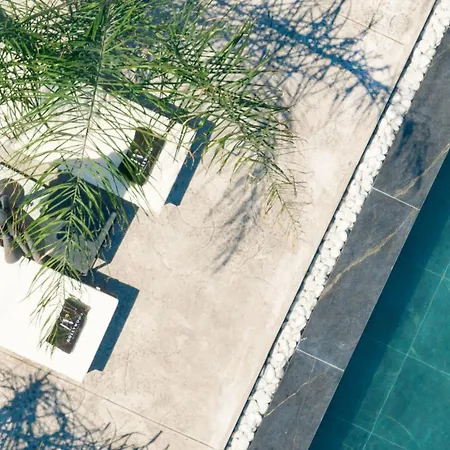 Hollywood Exclusive Villa, By Tk Premium Willa