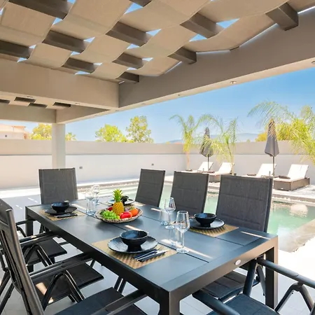 Villa Hollywood Exclusive Villa, By Tk Premium *