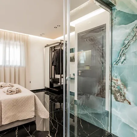Hollywood Exclusive Villa, By Tk Premium Villa Laganas