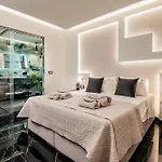 Hollywood Exclusive Villa, By Tk Premium فيلة *