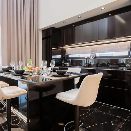 וילה Hollywood Exclusive Villa, By Tk Management