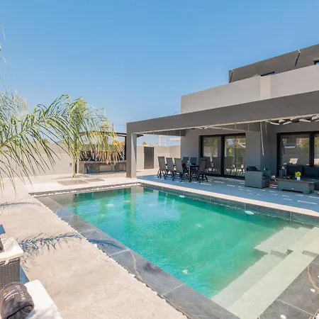 فيلة Hollywood Exclusive Villa, By Tk Premium *