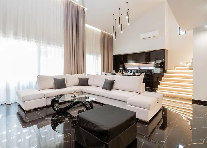 Hollywood Exclusive Villa, By Tk Premium Villa *