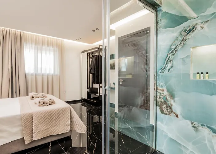 Hollywood Exclusive Villa, By Tk Premium Villa Laganas